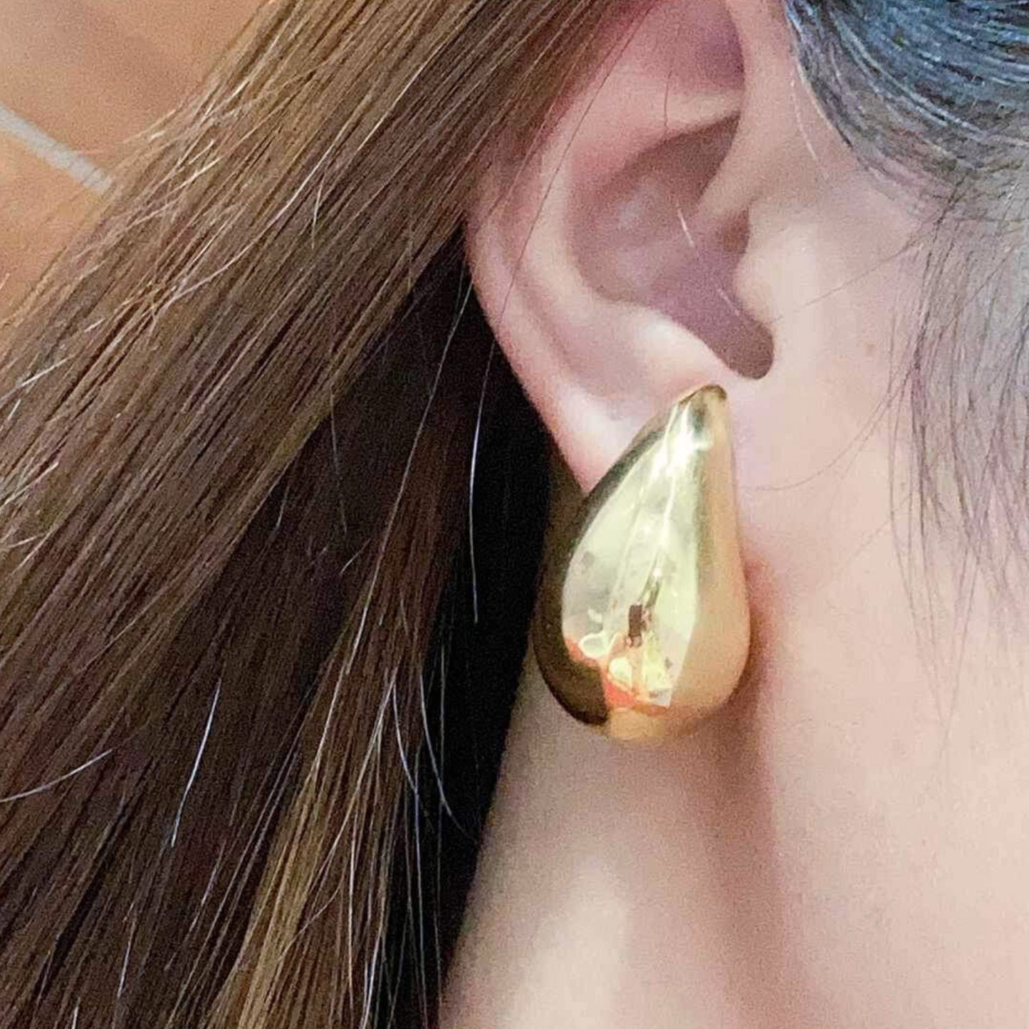 18K Gold Chunky Teardrop Earrings