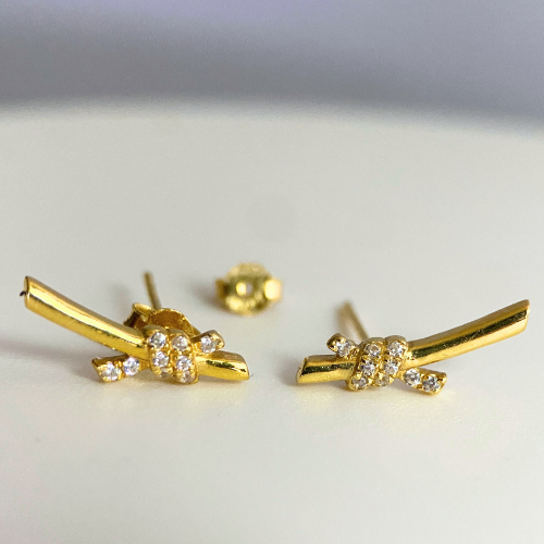 Solid 18k Gold Knot Earrings