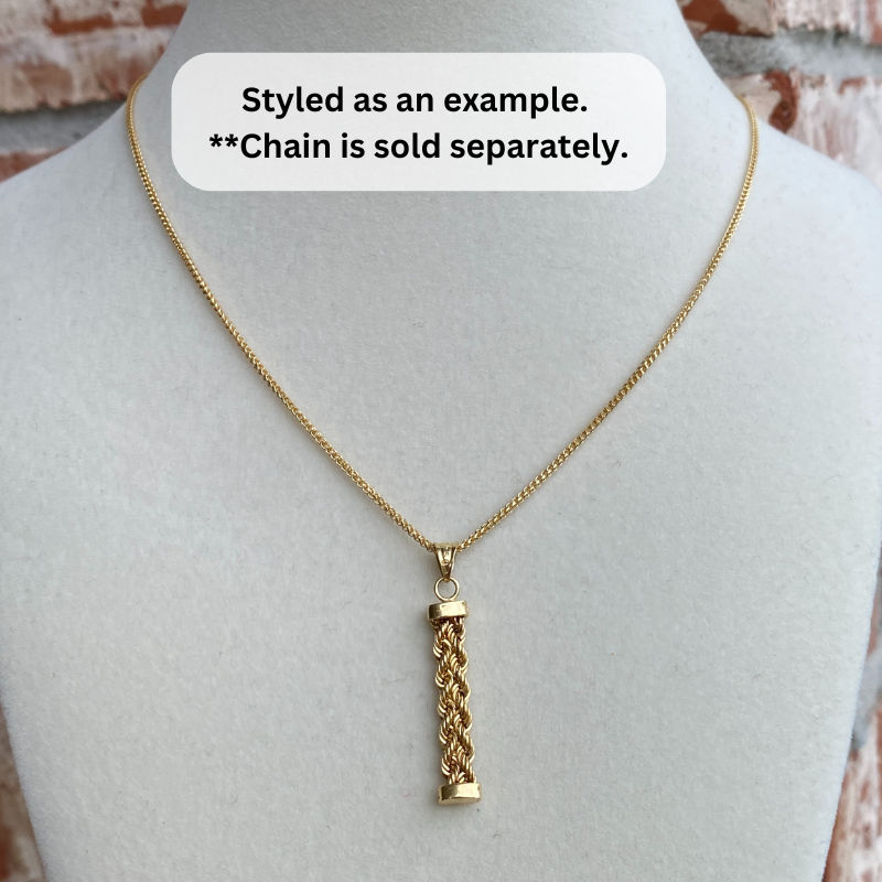 18K Gold Vertical Rope Pendant