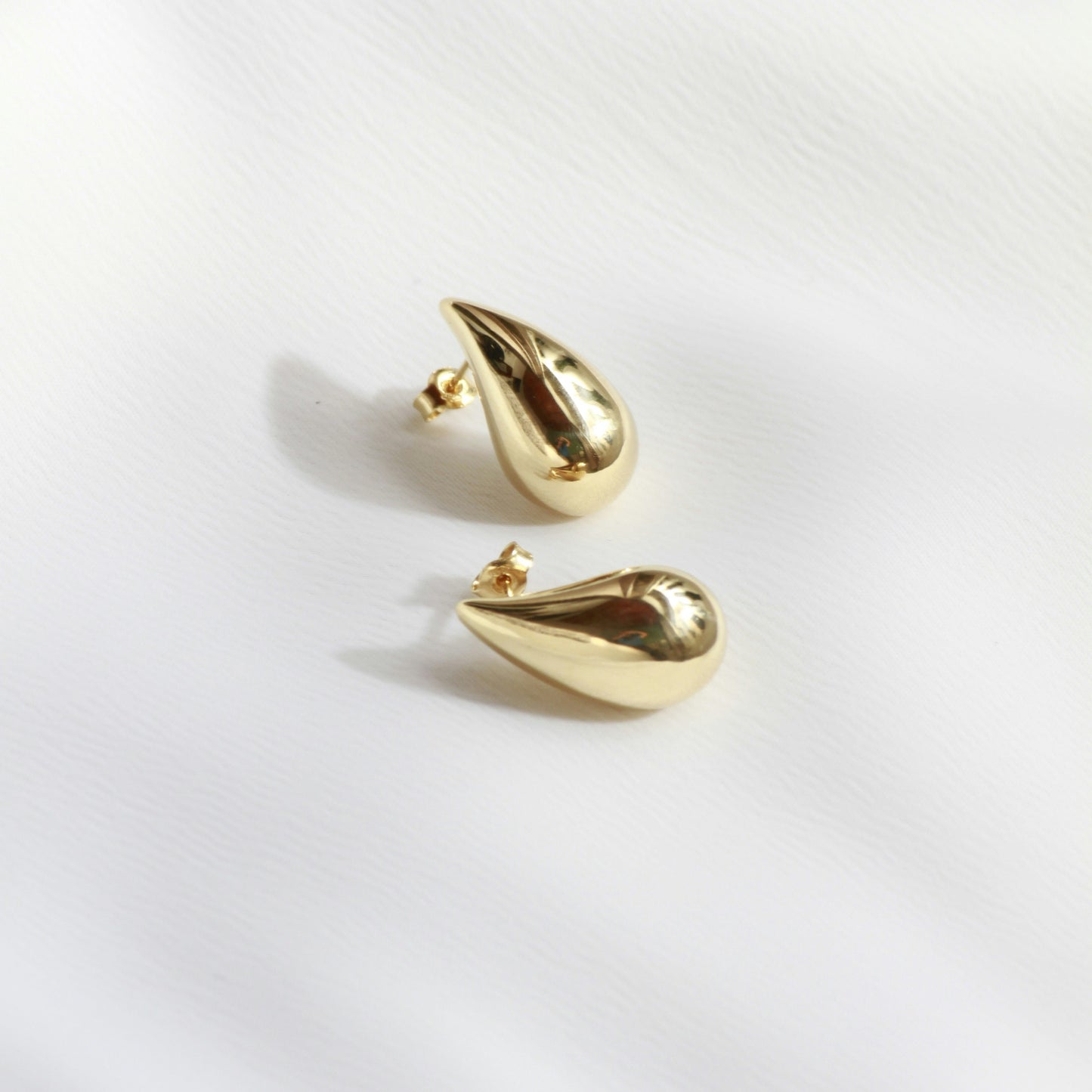 18K Gold Chunky Teardrop Earrings