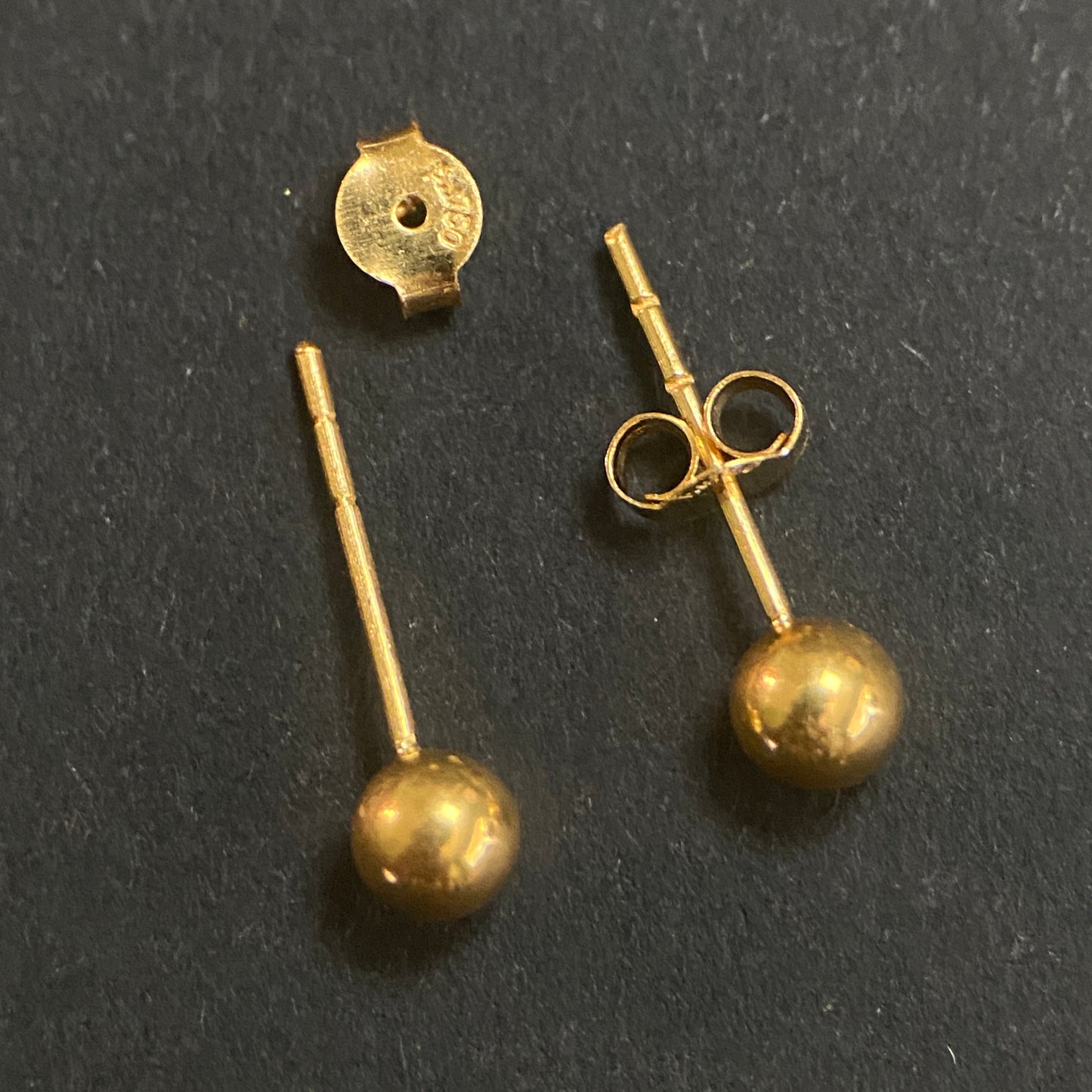 Solid 18k Gold Minimalist Ball Studs 4mm
