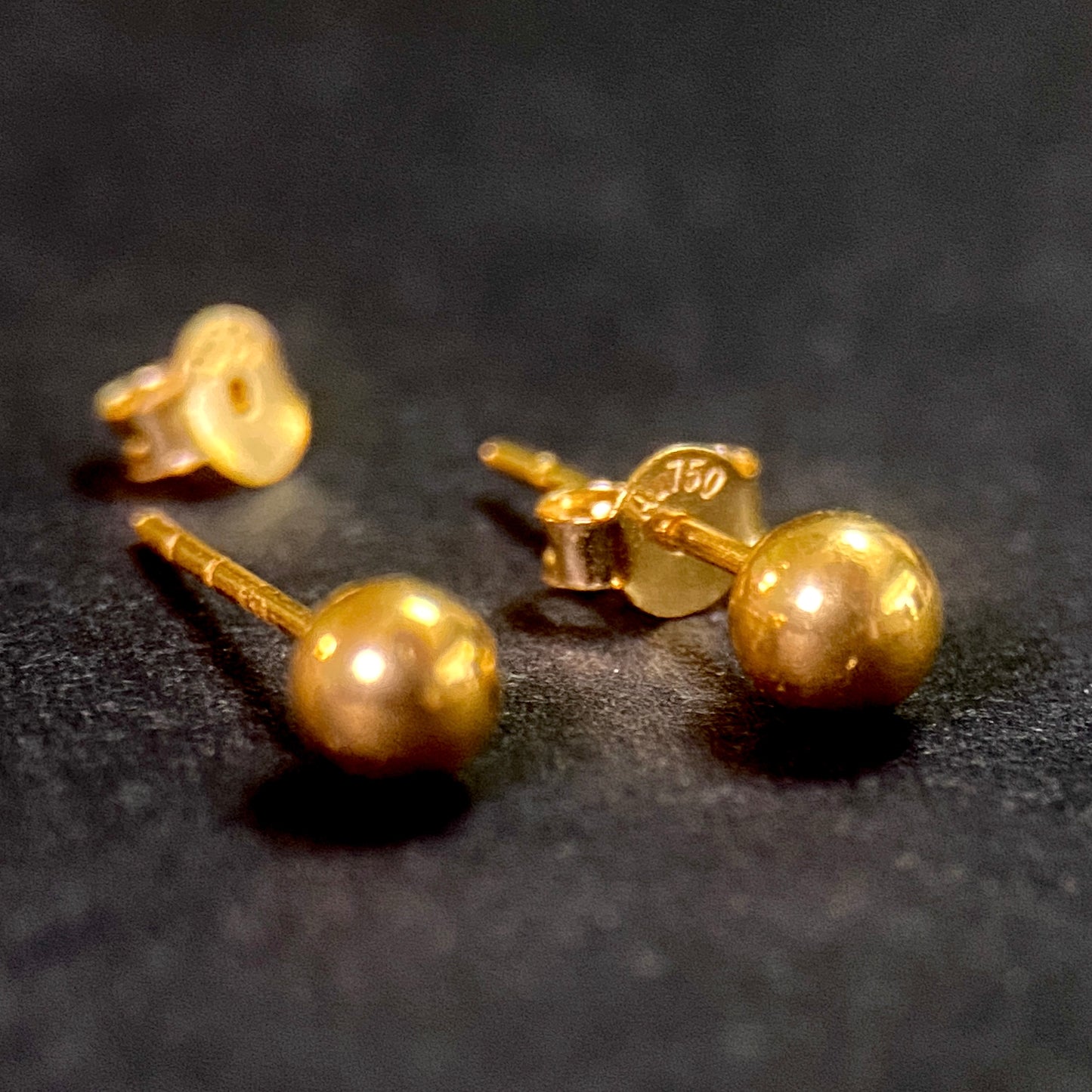Solid 18k Gold Minimalist Ball Studs 4mm