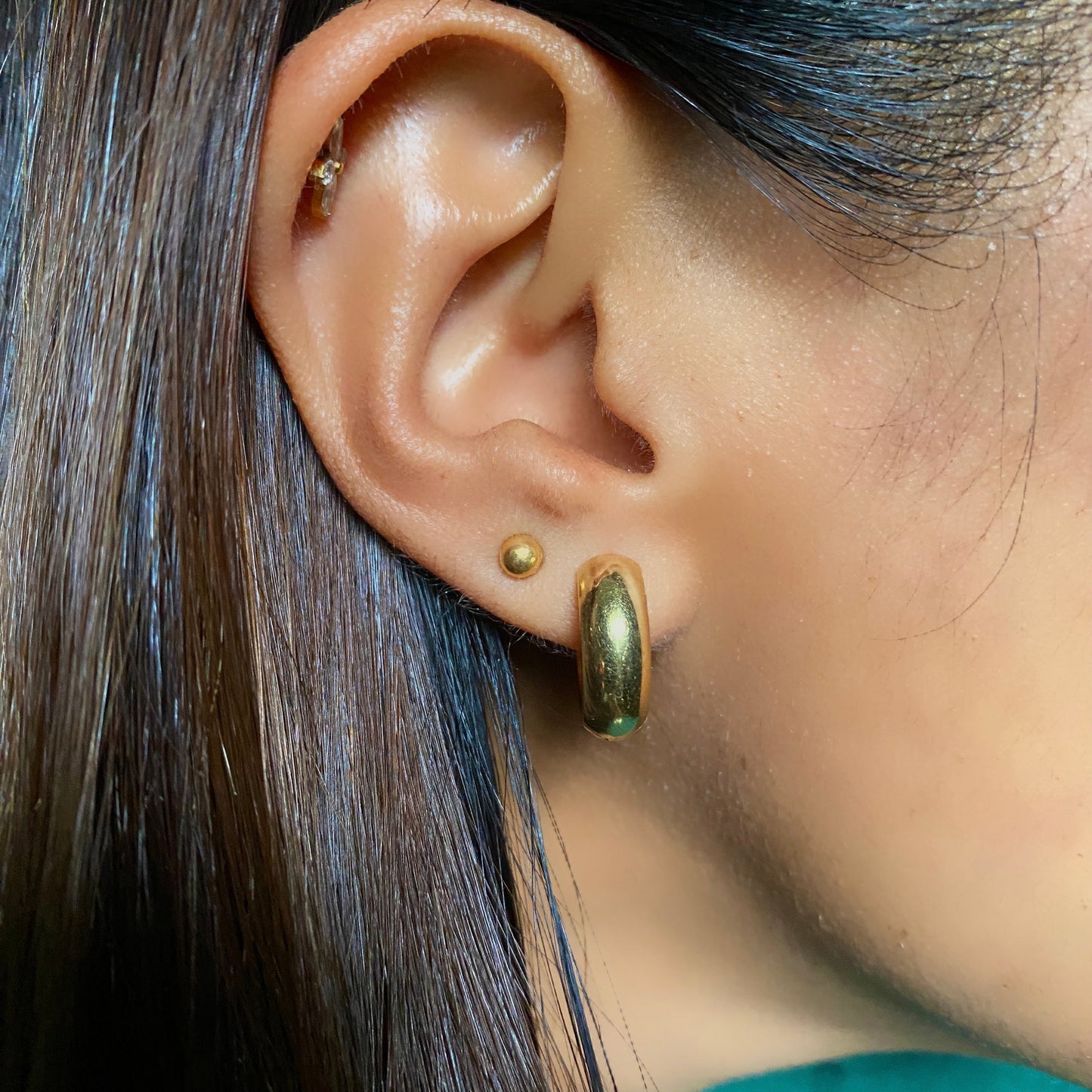 Solid 18k Gold Minimalist Ball Studs 4mm