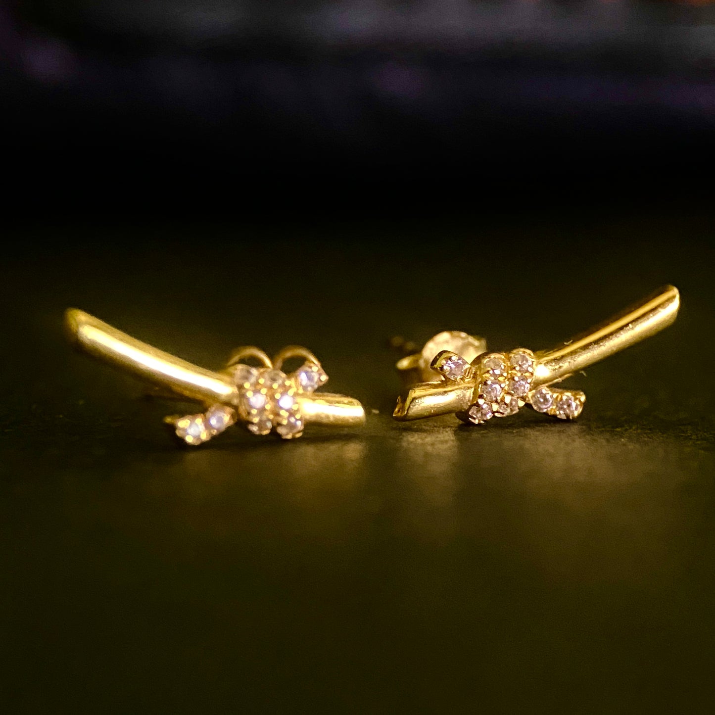 Solid 18k Gold Knot Earrings