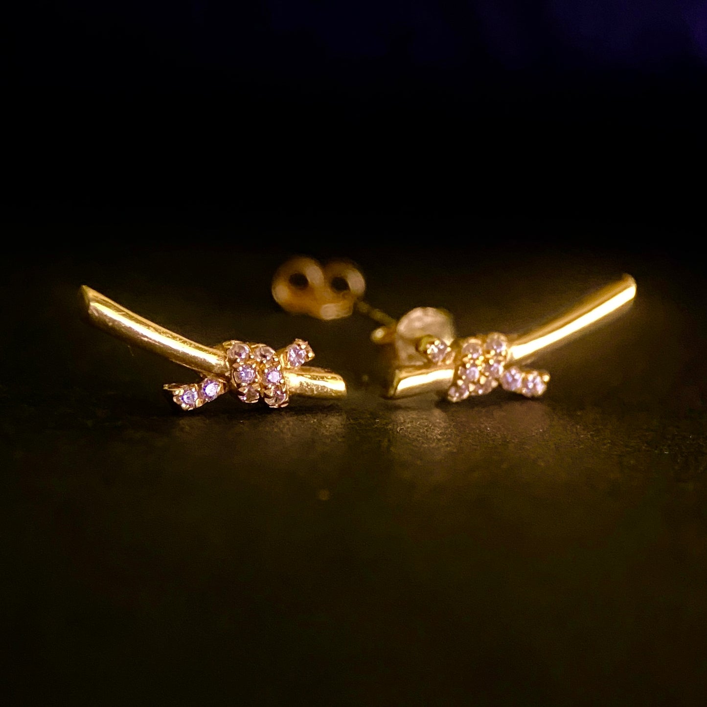 Solid 18k Gold Knot Earrings