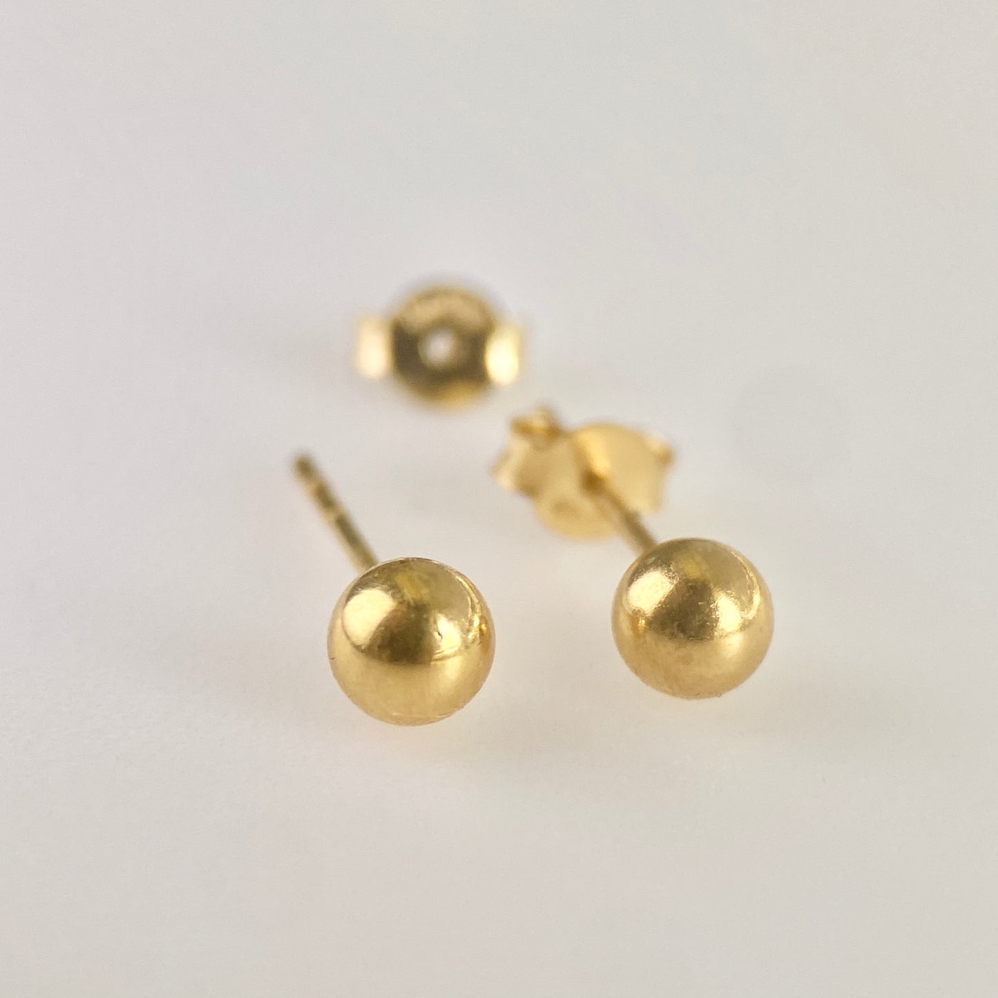 Solid 18k Gold Minimalist Ball Studs 4mm