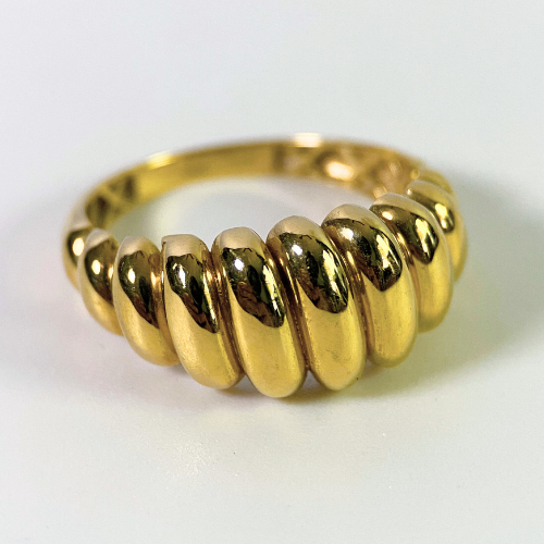 18K Gold Croissant Ring