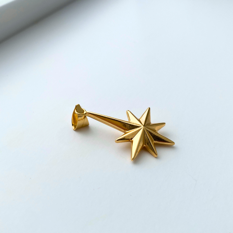 18K Gold North Star Pendant