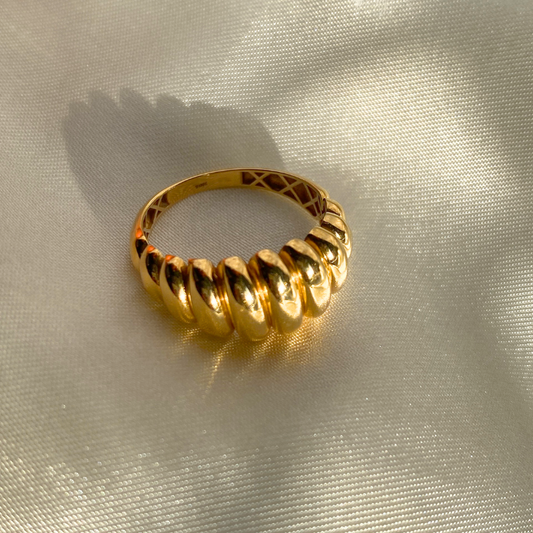 18K Solid Gold Croissant Ring