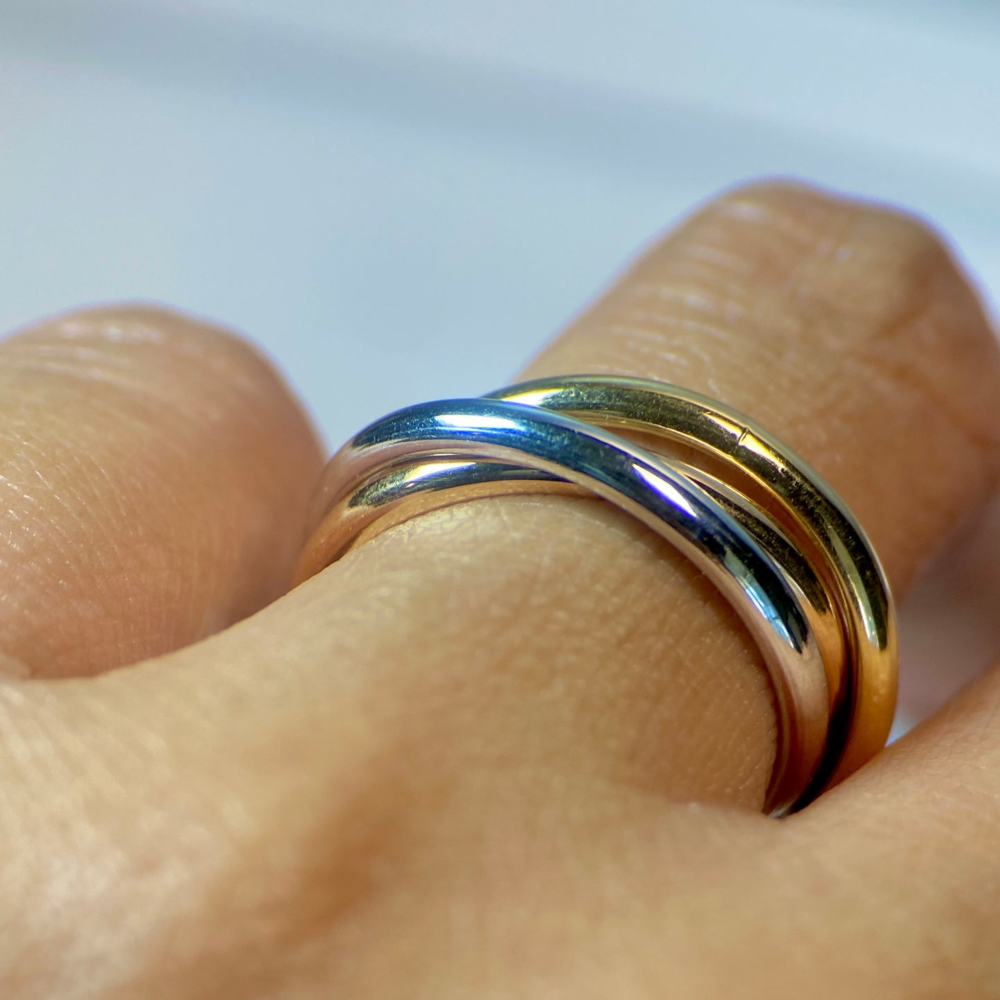 18k Tricolor Rolling Ring